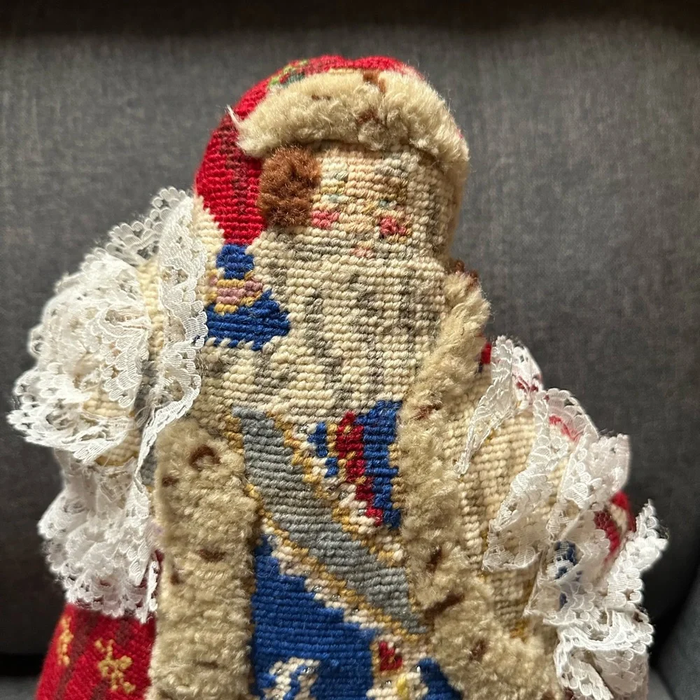 Vintage Tableaux New York Santa Claus Needlepoint Pillow